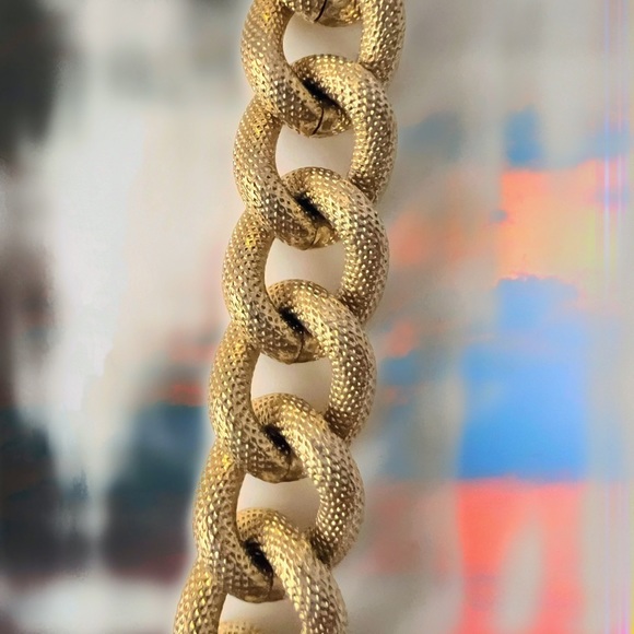 Vintage Gold-Tone Textured Curb Link Chain Necklace - Picture 3 of 4